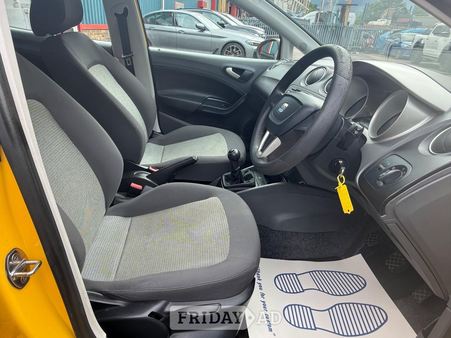 SEAT Ibiza 2010 - Cars