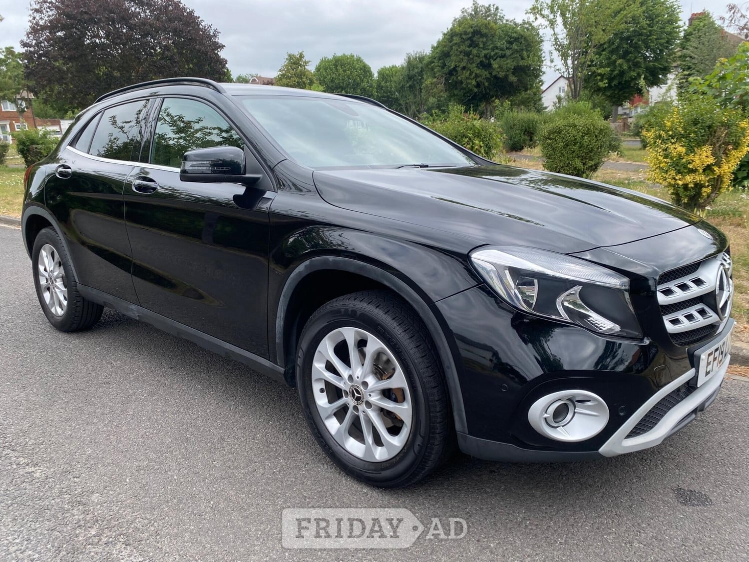[ berth ]Mercedes-Benz GLA