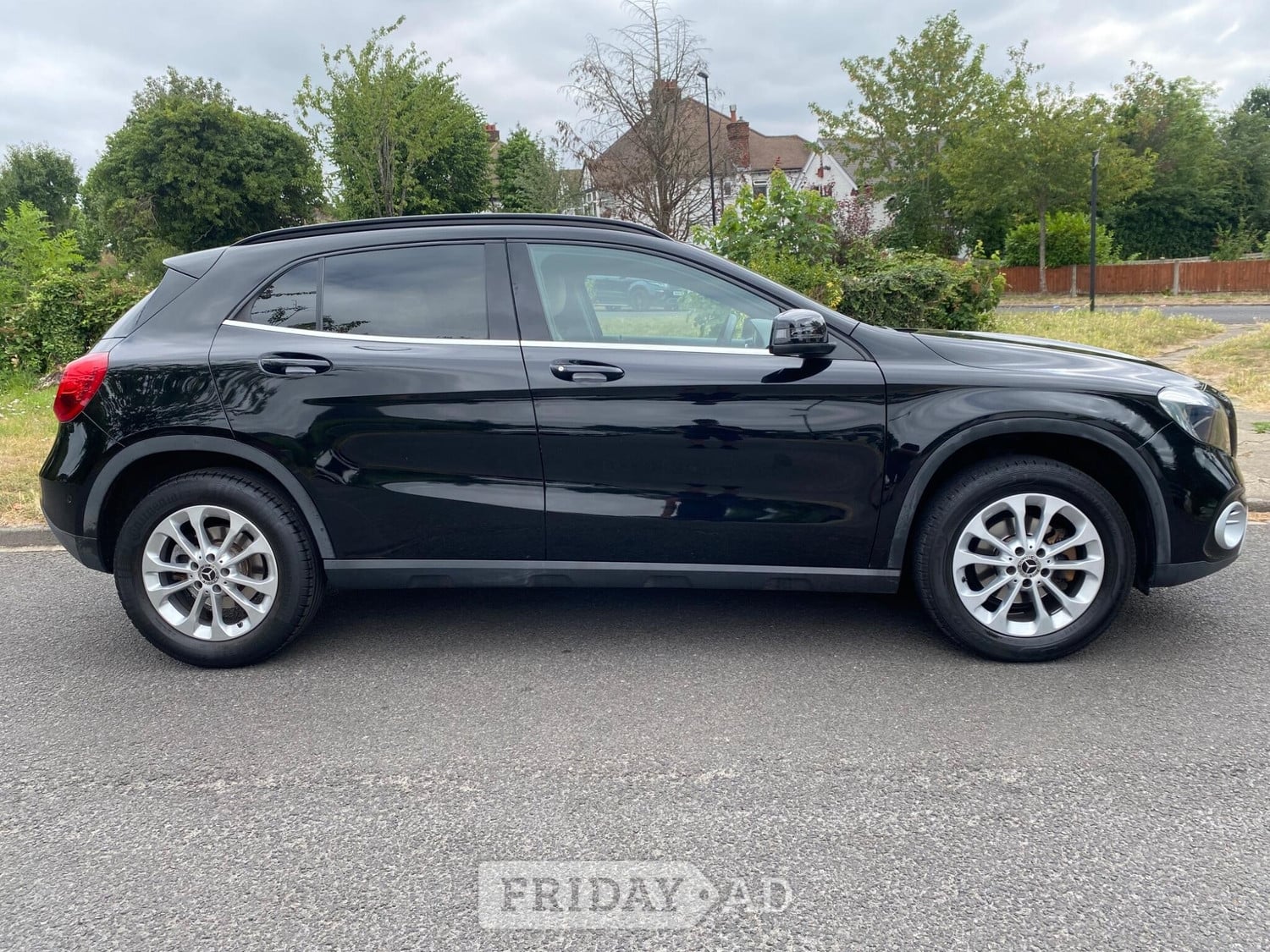 Mercedes-Benz GLA 2019 - Cars in Lambeth
