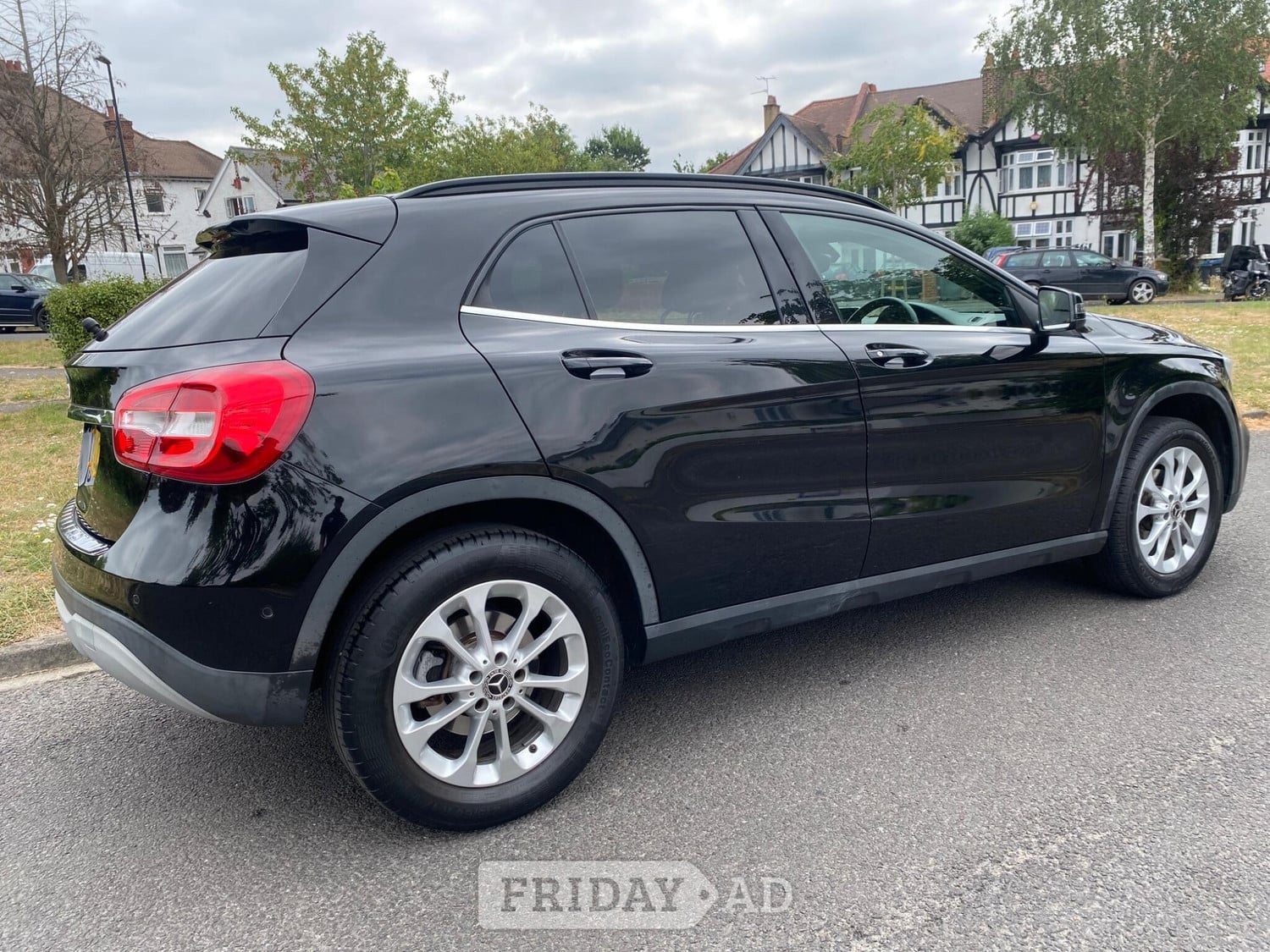 Mercedes-Benz GLA 2019 - Cars