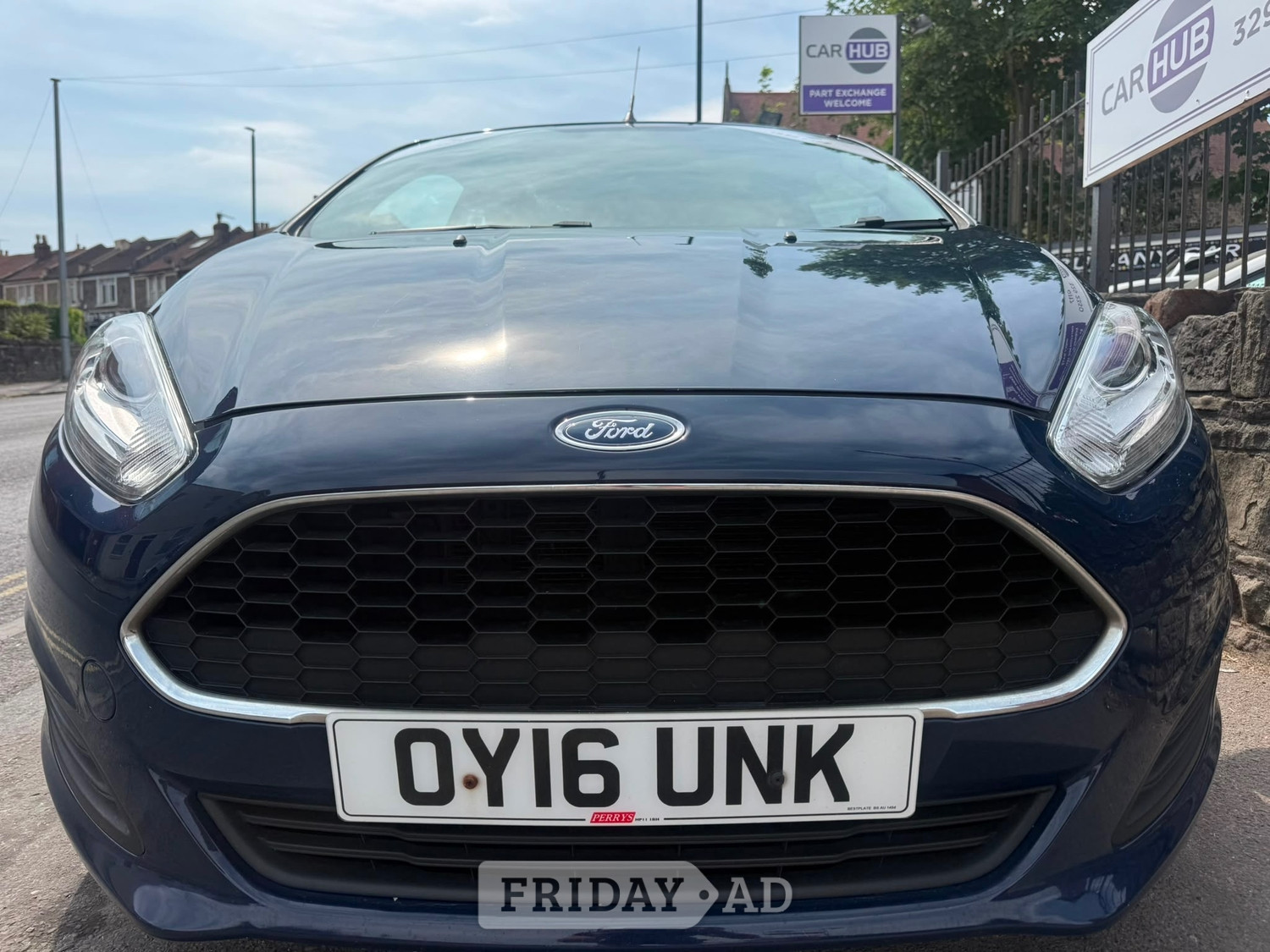 [ berth ]Ford Fiesta