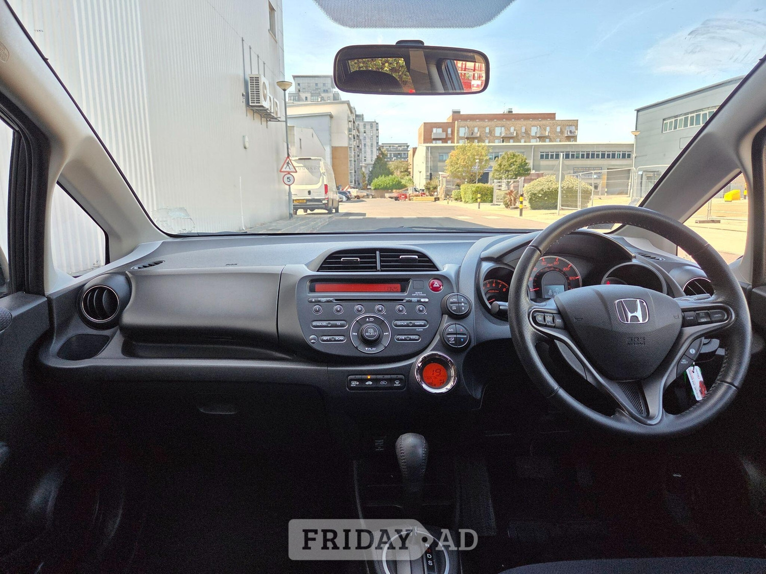 Honda Jazz 2013 - Cars in Slough