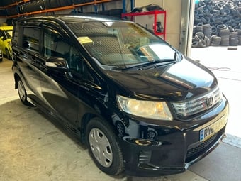Honda Freed 2013