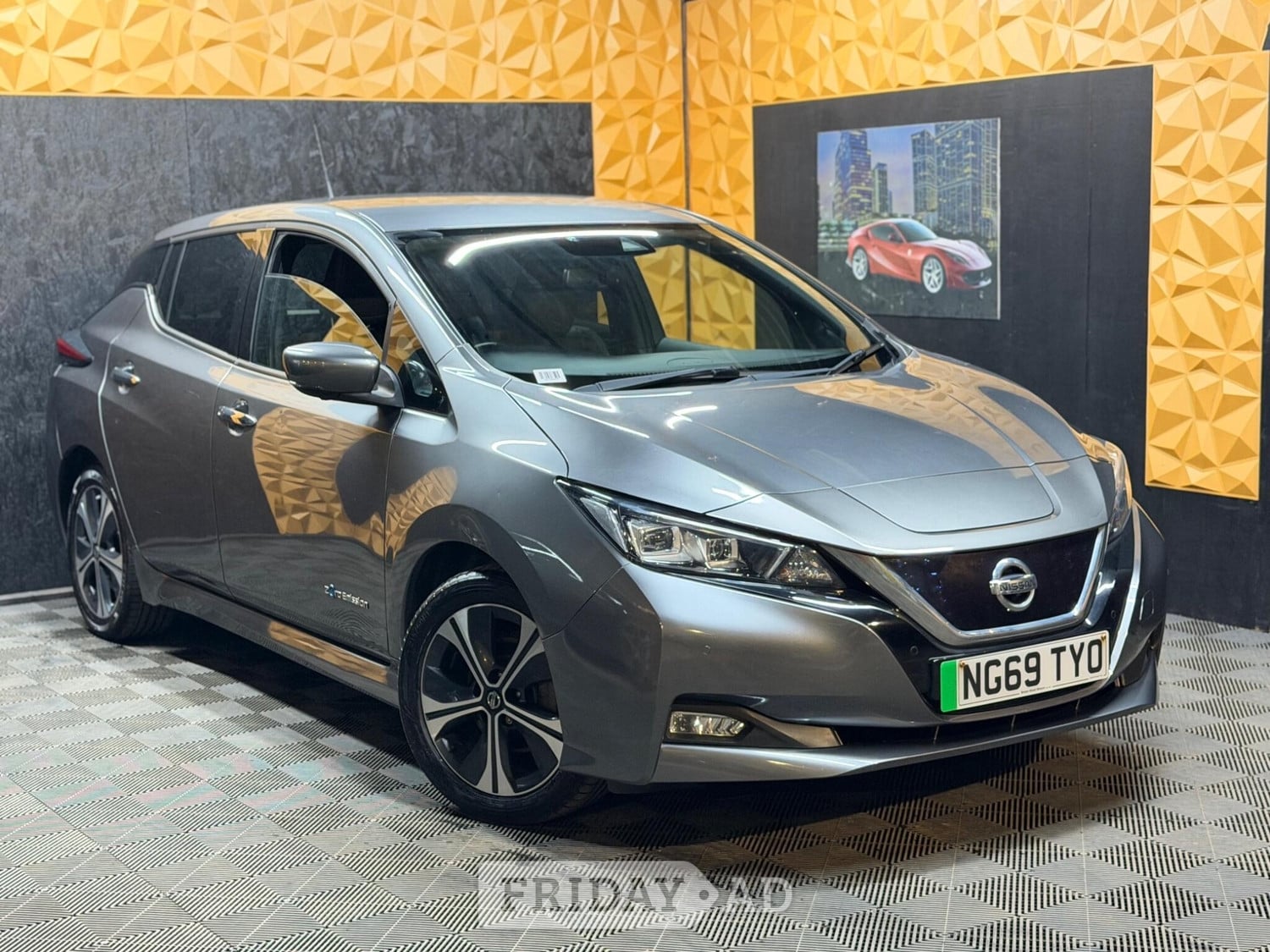 Nissan LEAF 2019 in Halifax