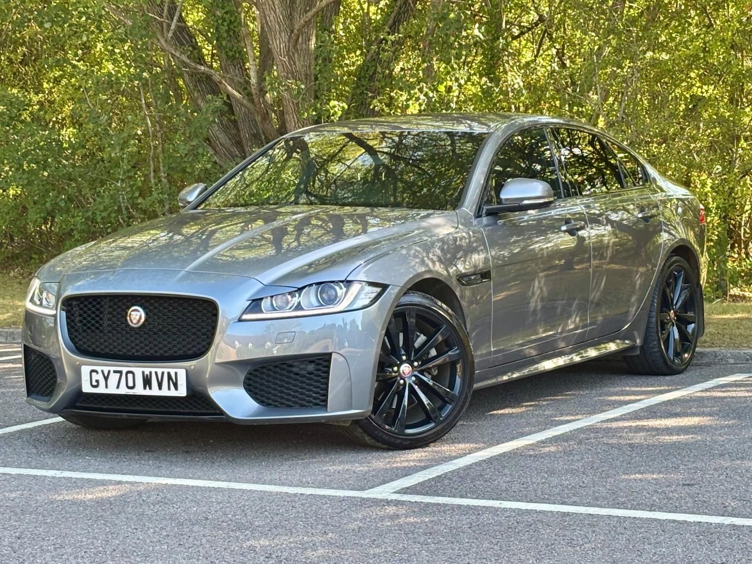 Jaguar XF Farnham