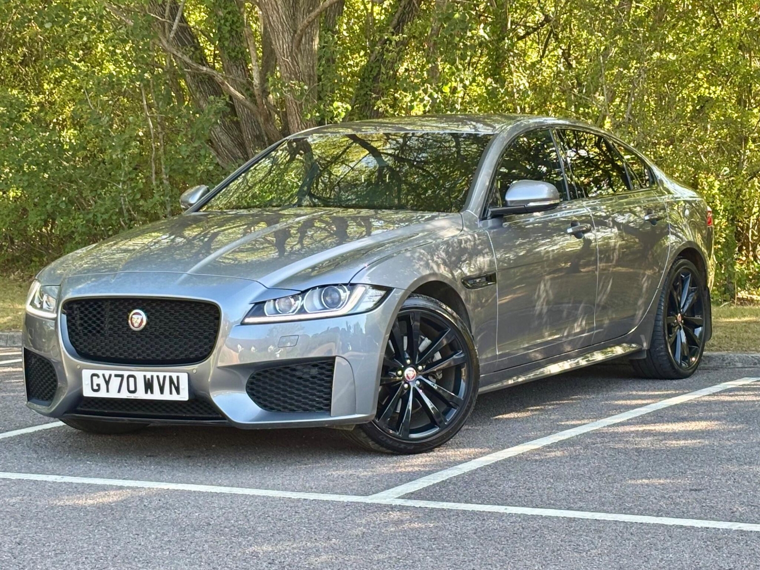 Jaguar XF Farnham