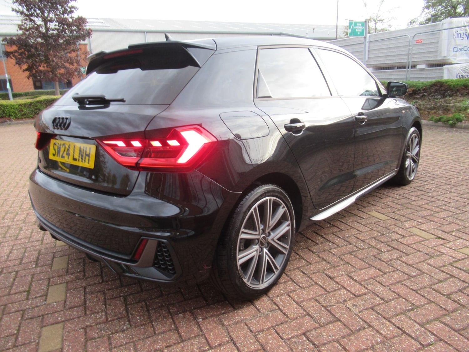 [ berth ]Audi A1