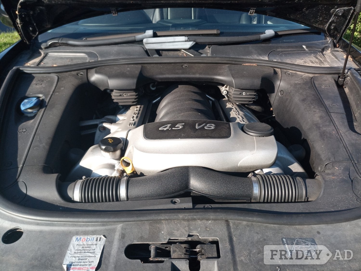 [ berth ]Porsche Cayenne