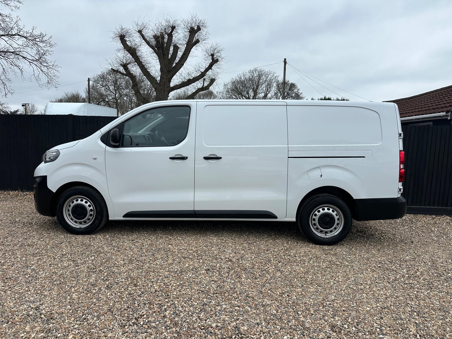Peugeot Expert 2023 - Vans & Commercial Vehicles in Addlestone