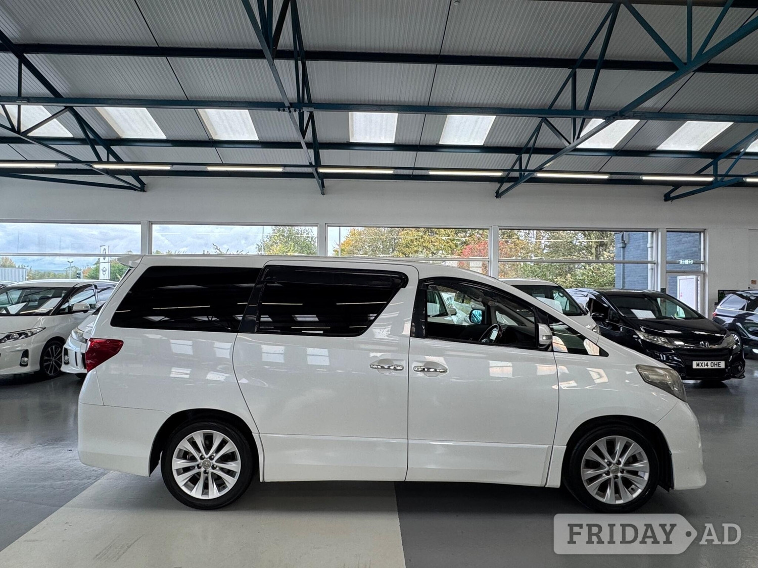 [ berth ]Toyota Alphard