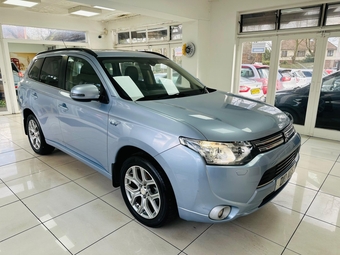 Mitsubishi Outlander 2015