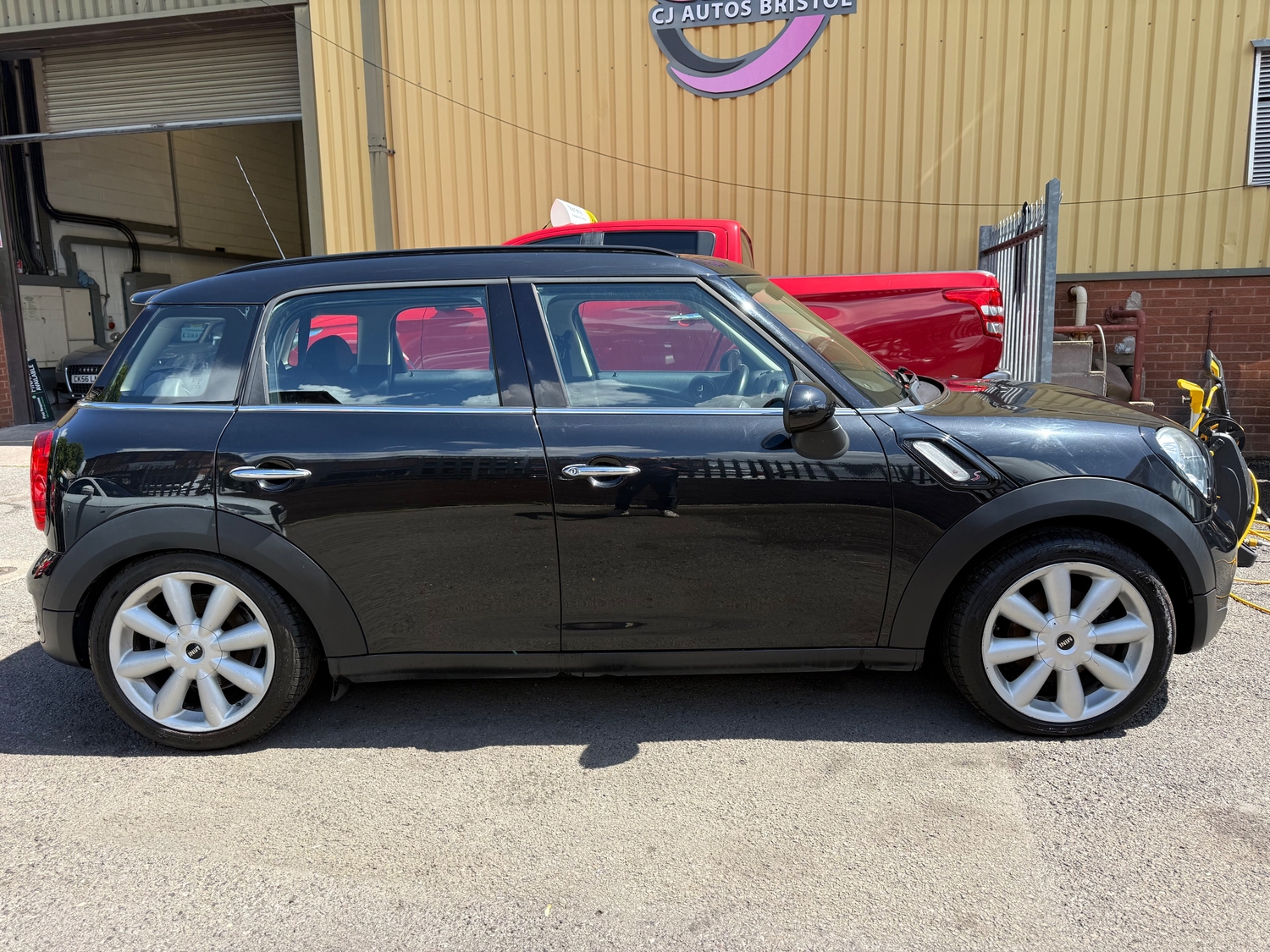 [ berth ]Mini Countryman