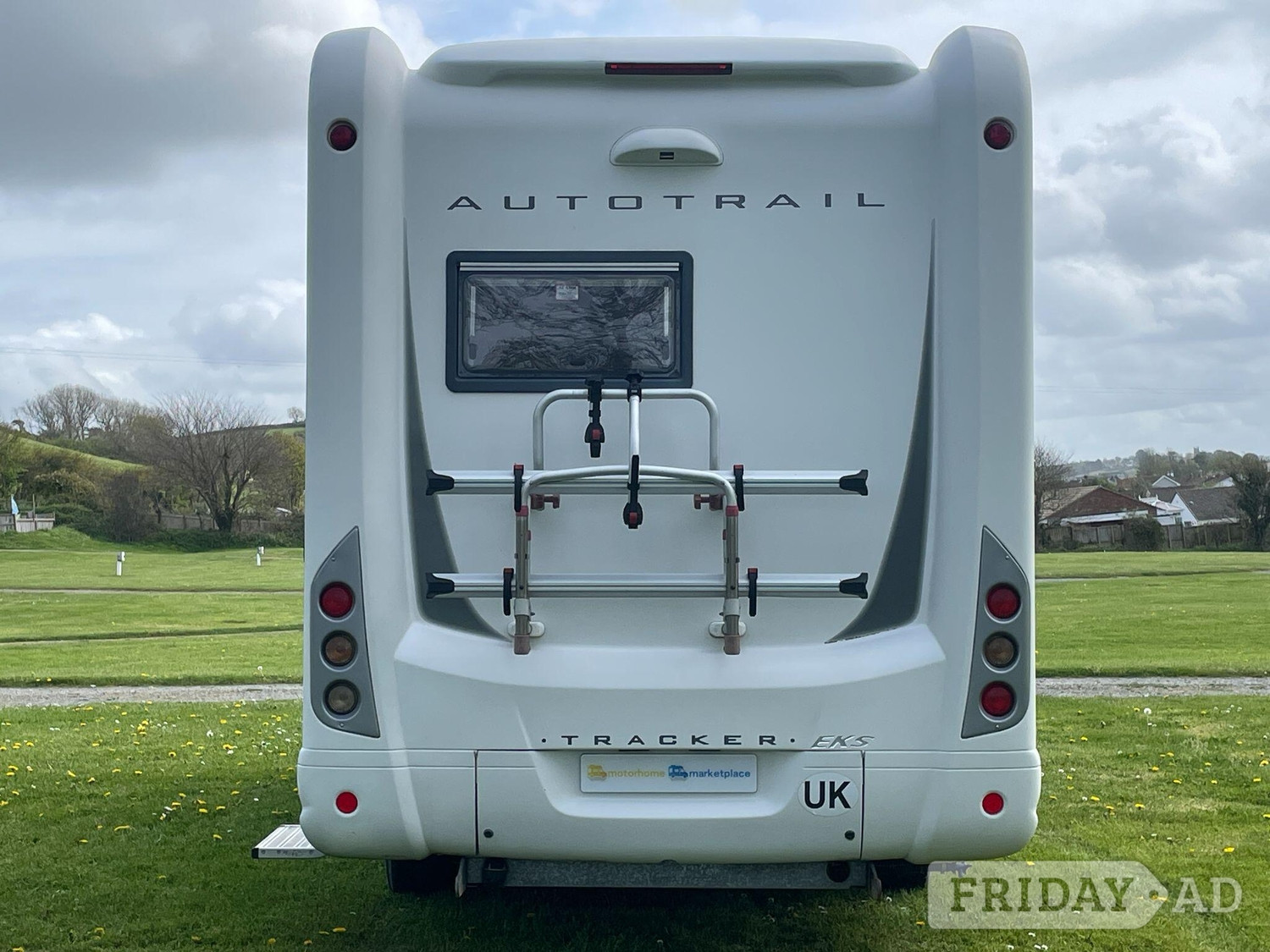 Auto-Trail Tracker EKS SE TIVERTON