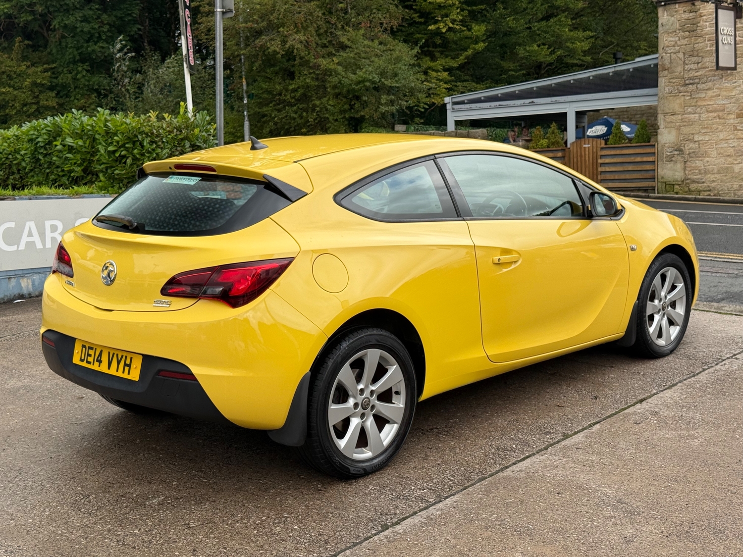 Vauxhall Astra 2014 - Cars in Bolton