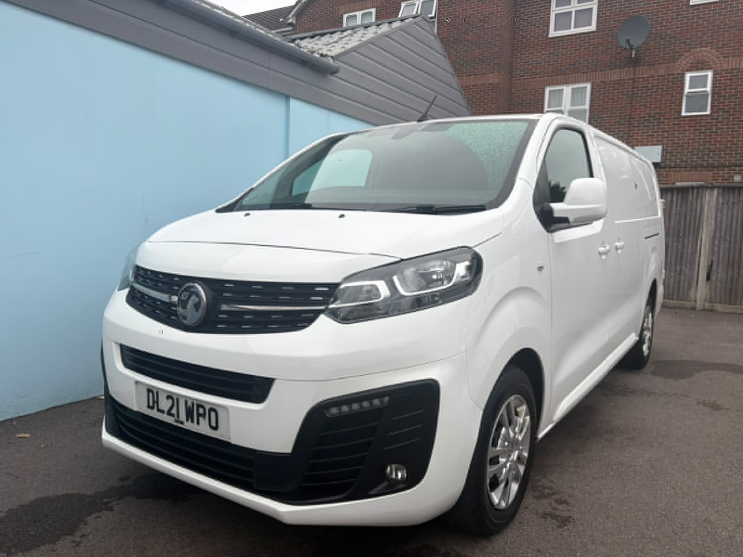 Vauxhall Vivaro 2021 - Vans & Commercial Vehicles
