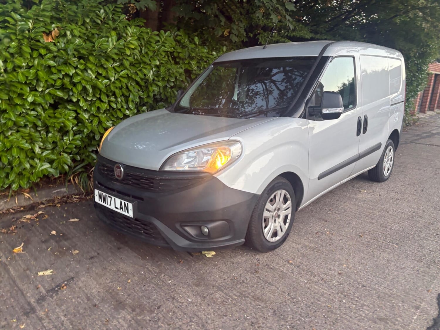 Fiat Doblo 2017 - Vans & Commercial Vehicles