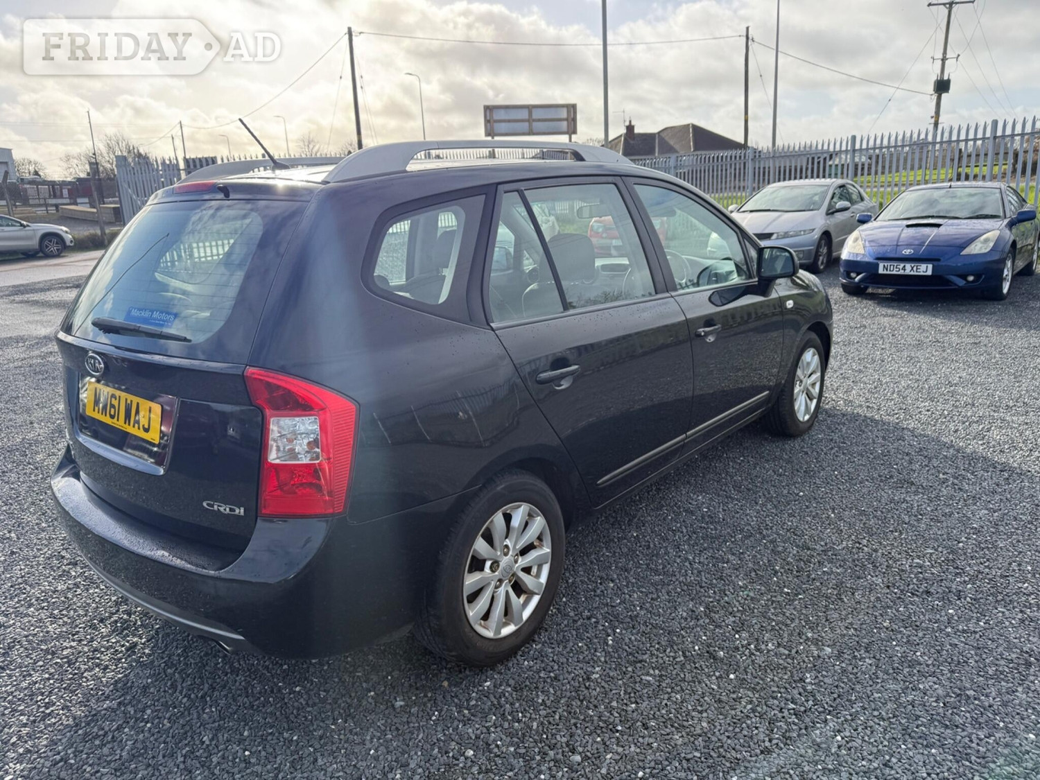 Kia Carens 2012 - Cars