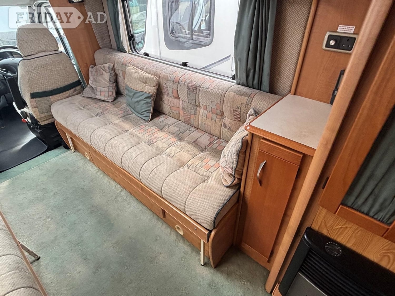 Auto-Trail Cheyenne 630LB Low-Line 2004 - Motorhomes & Caravans