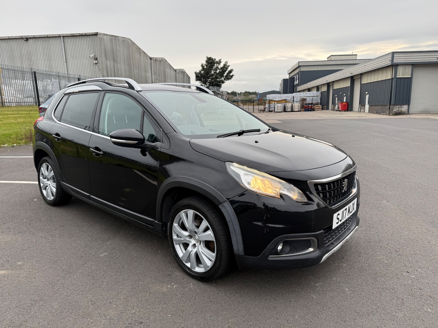 [ berth ]Peugeot 2008
