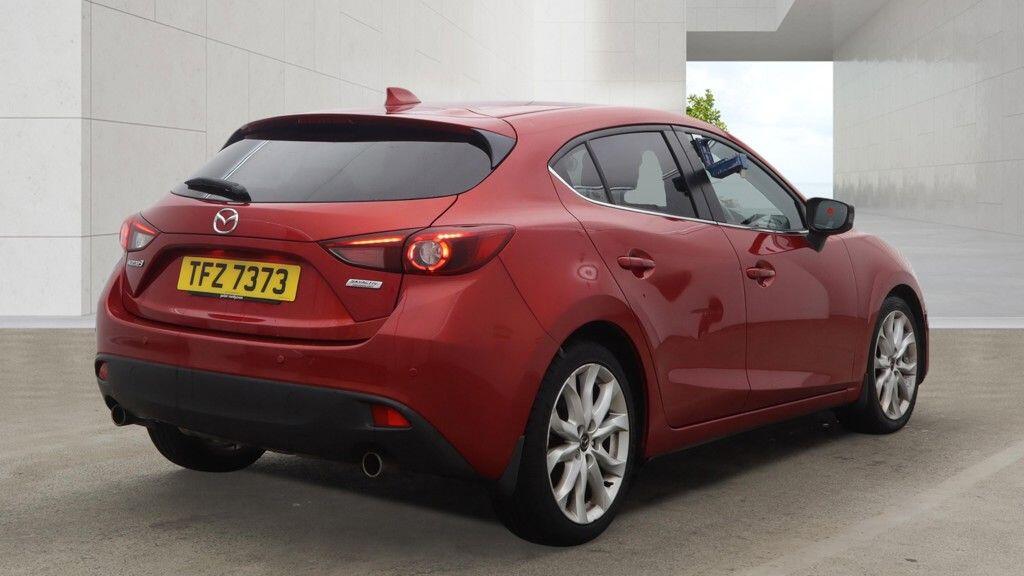 Mazda 3 2014 - Cars in Winchester
