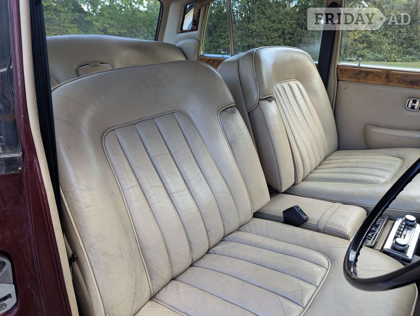 [ berth ]Rolls-Royce Silver Shadow