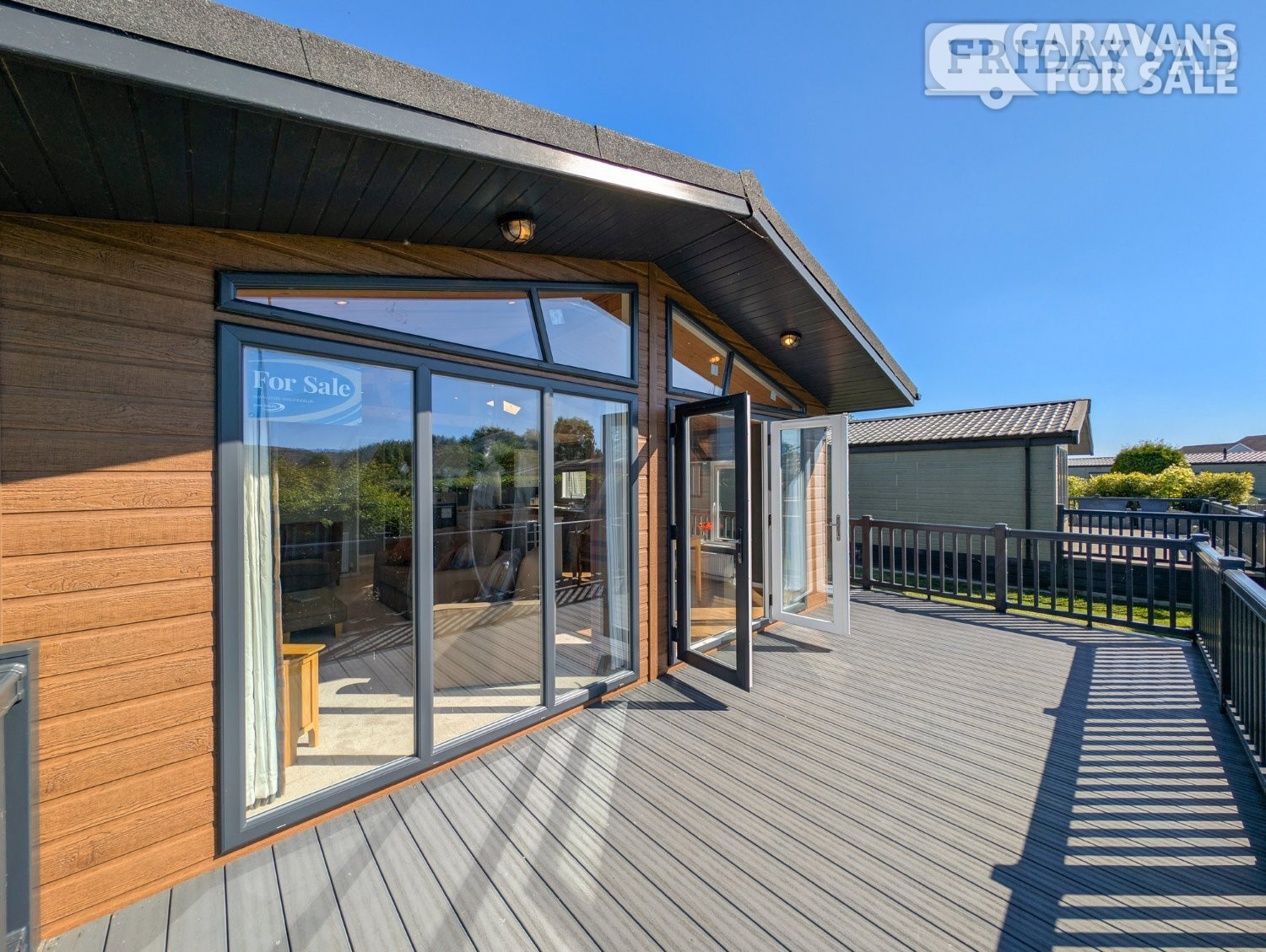 Levens Stunning Hig Spec Twin Lodge on Lake District 12 month park.