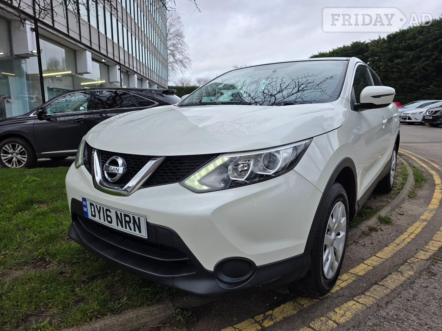 Nissan Qashqai 2016 - Cars in Hounslow