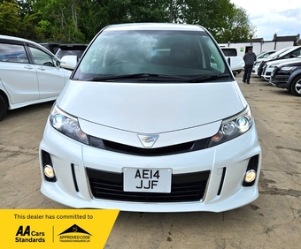 Toyota Estima 2014