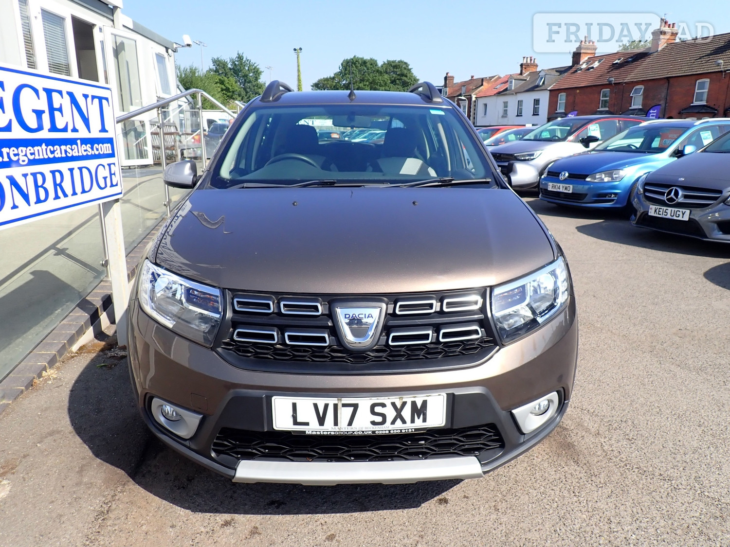 [ berth ]Dacia Sandero Stepway