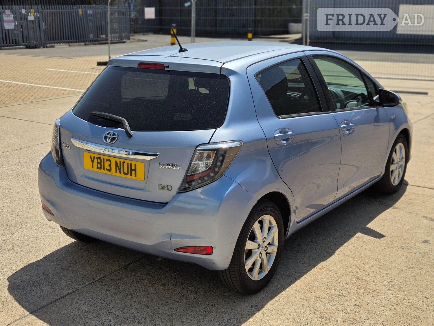 [ berth ]Toyota Yaris