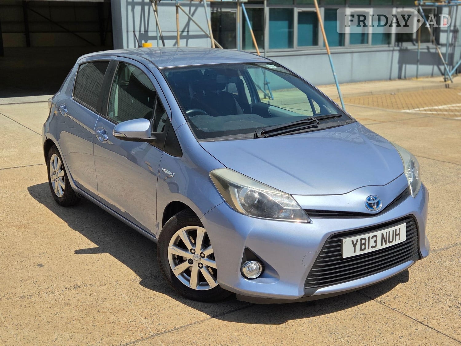 Toyota Yaris 2013 - Cars