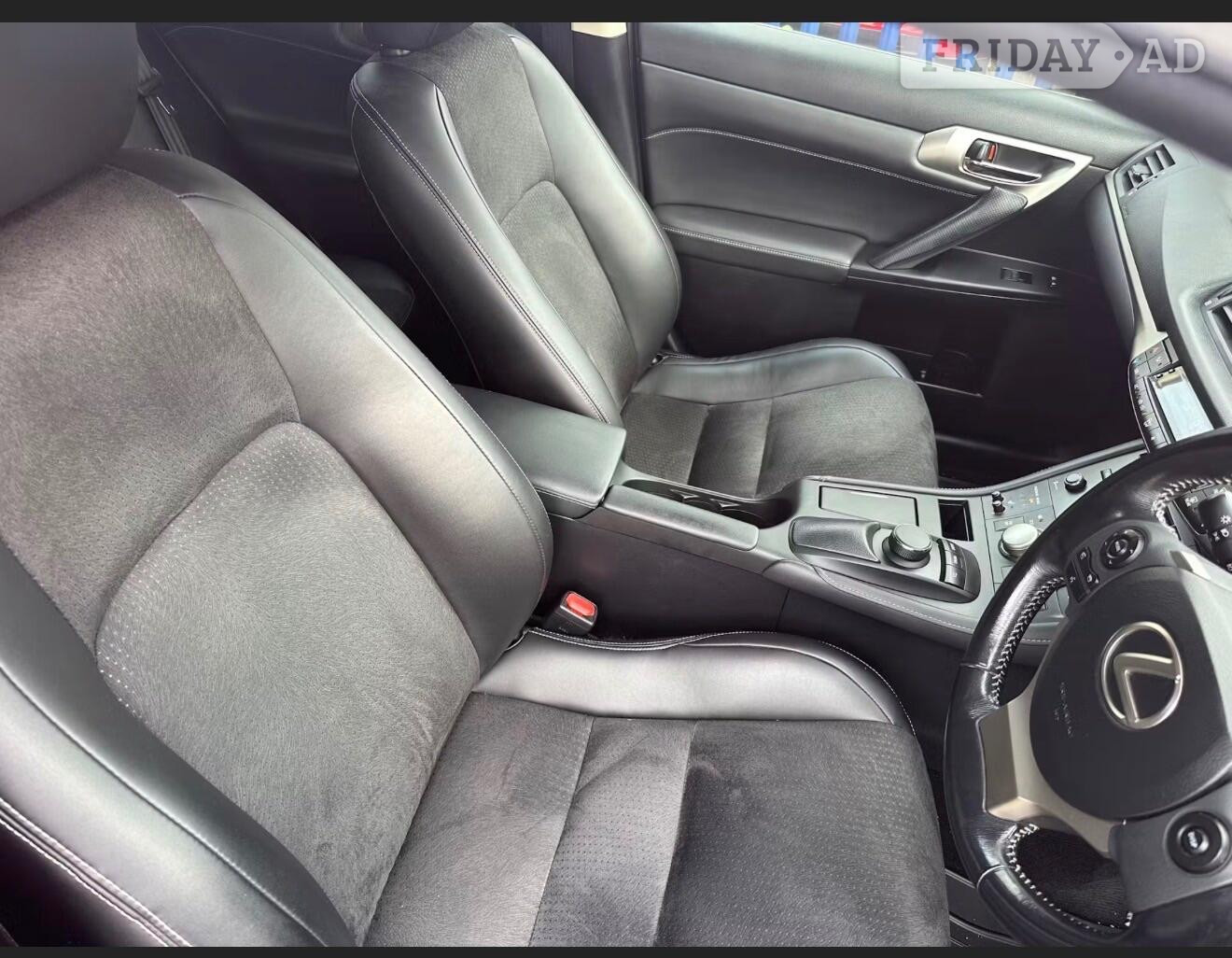 [ berth ]Lexus CT