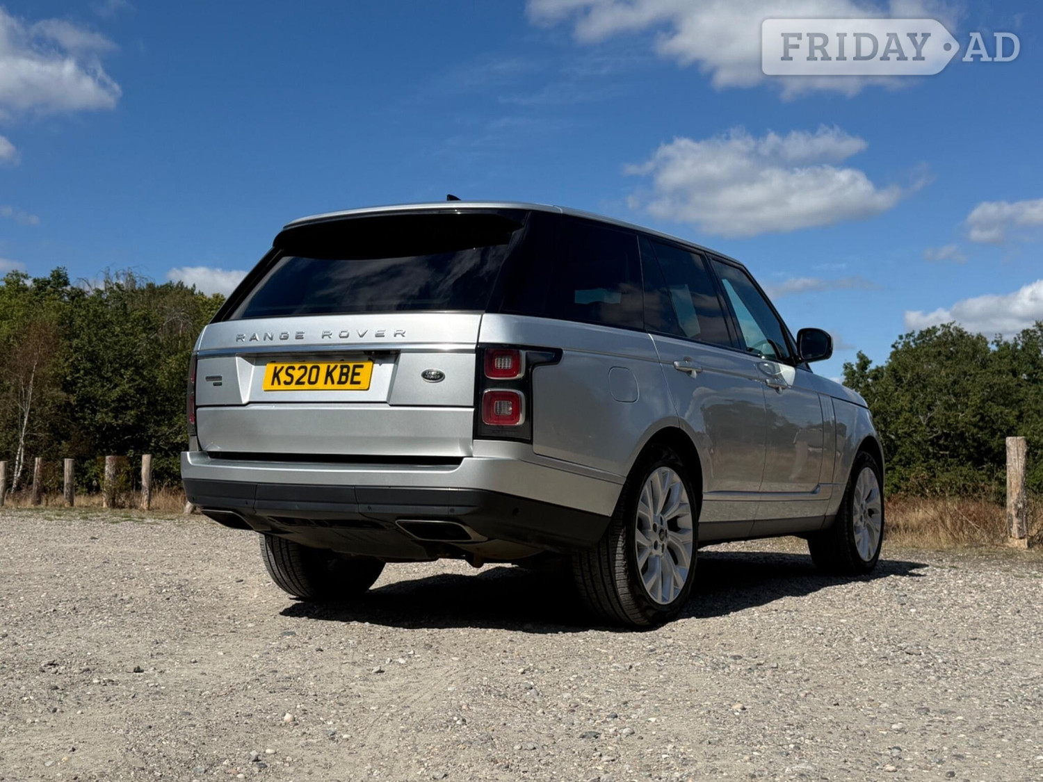 [ berth ]Land Rover Range Rover