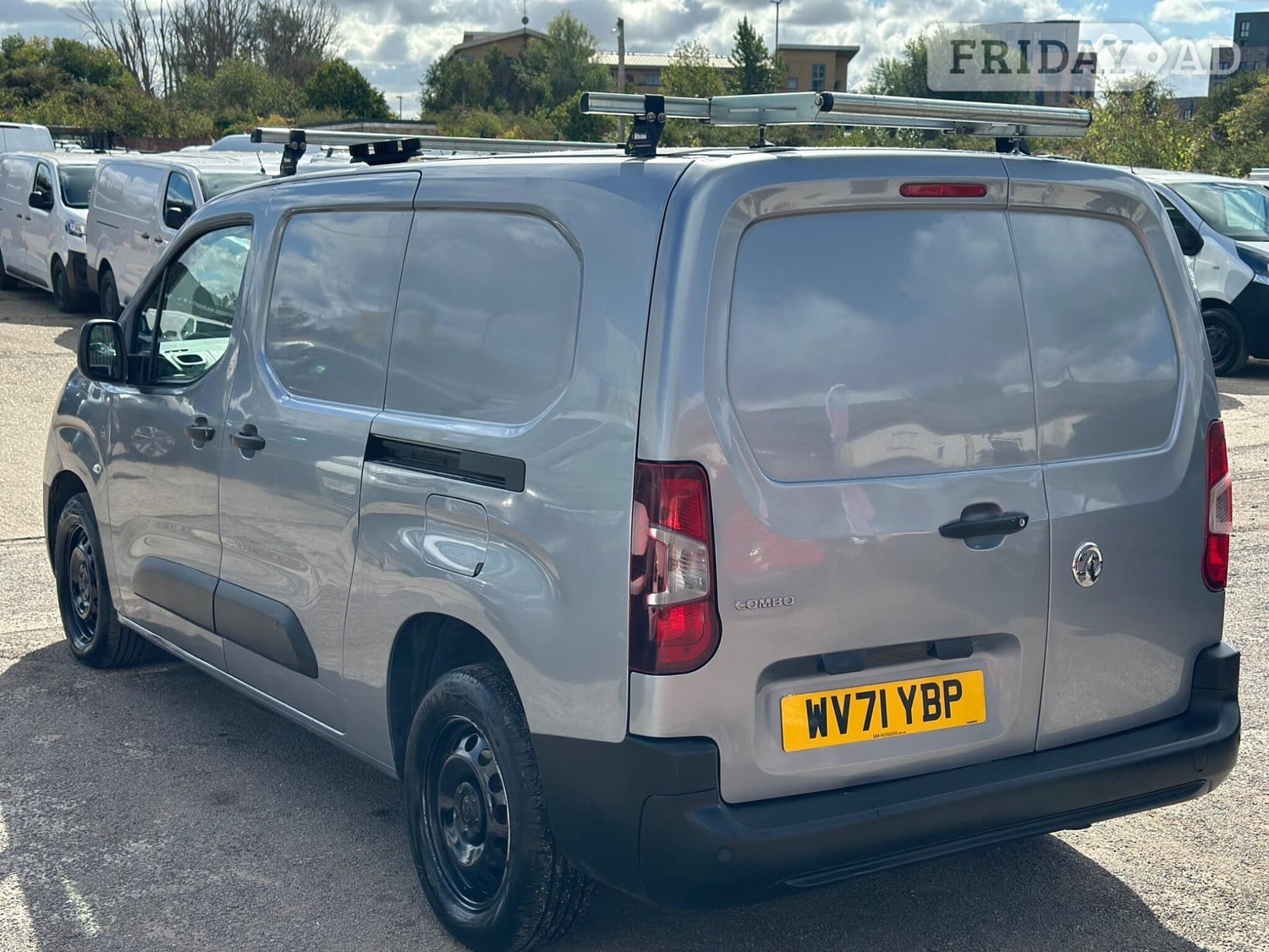 [ berth ]Vauxhall Combo