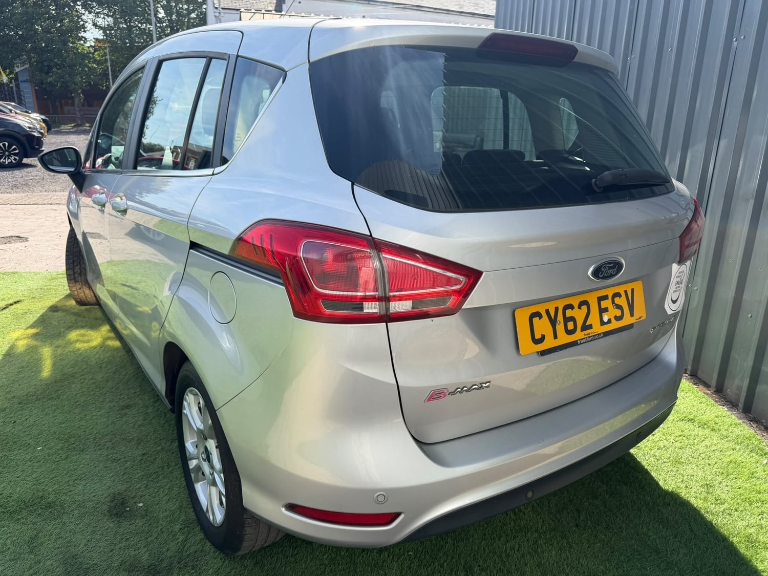 [ berth ]Ford B-MAX