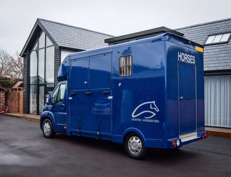 OTHER Peugeot Horsebox - Trailers & Horseboxes