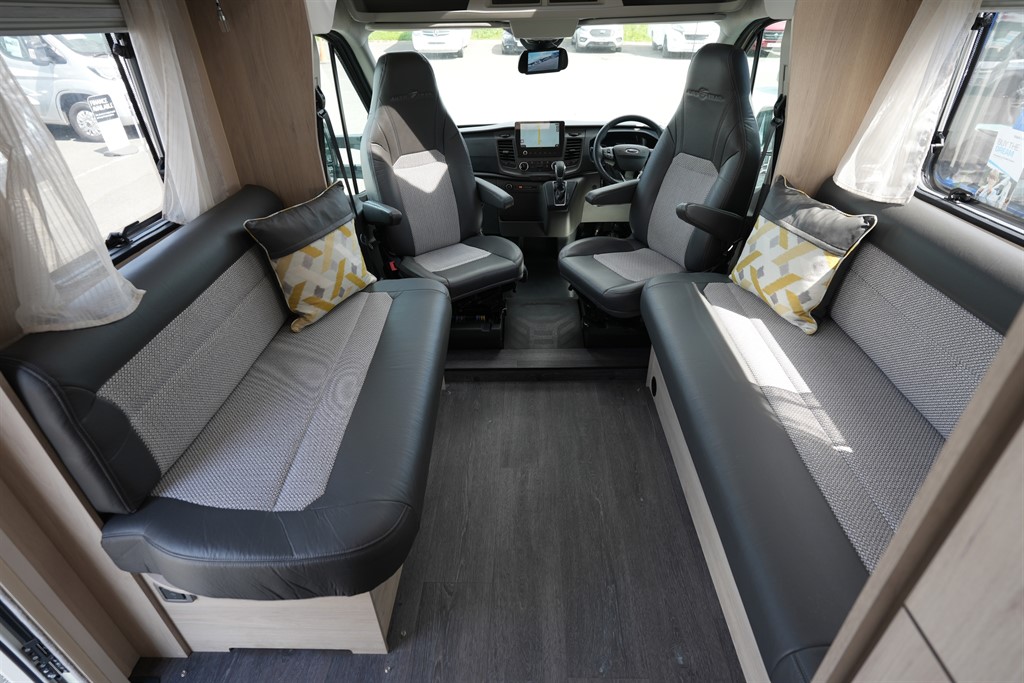 Auto-Trail F-Line F62 2020 for sale - Motorhomes & Caravans in Haywards Heath