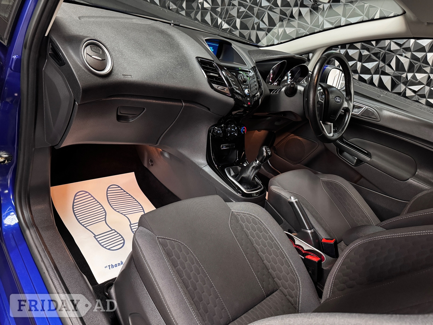 [ berth ]Ford Fiesta