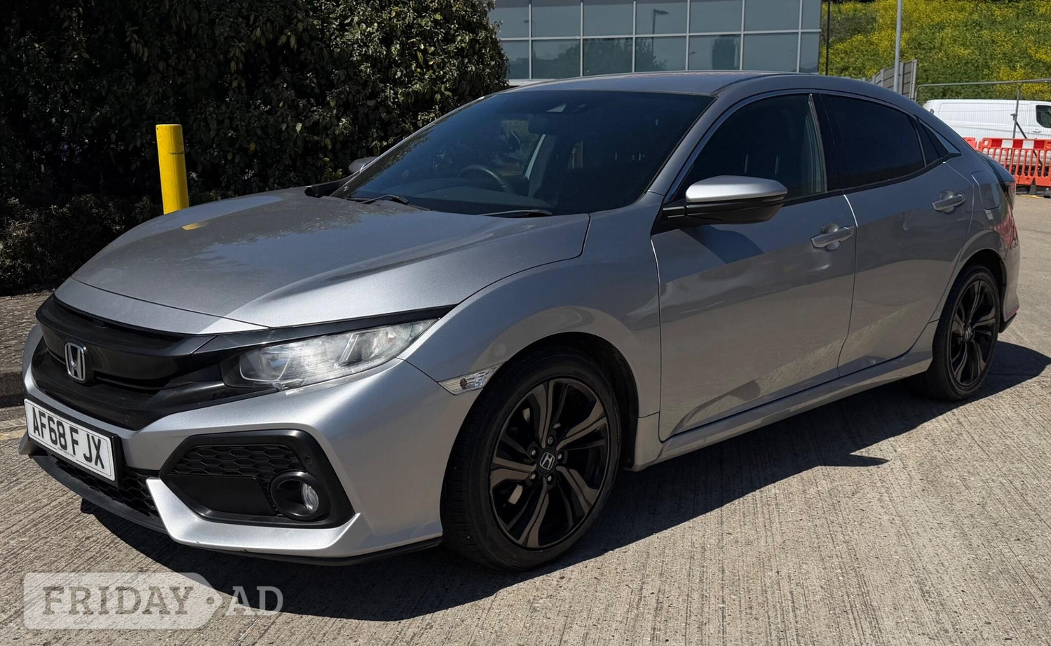 Honda Civic 2018 - Cars in Willesden