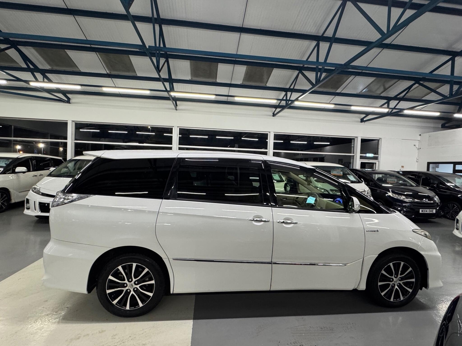 Toyota Estima 2013 - Cars in Bolton