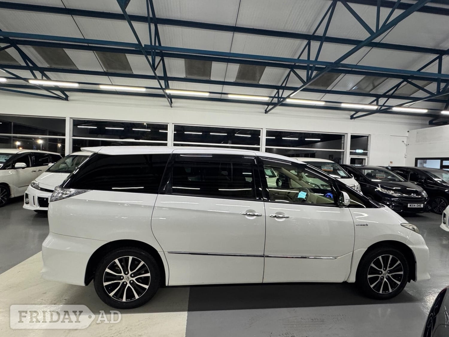Toyota Estima 2013 - Cars in Bolton