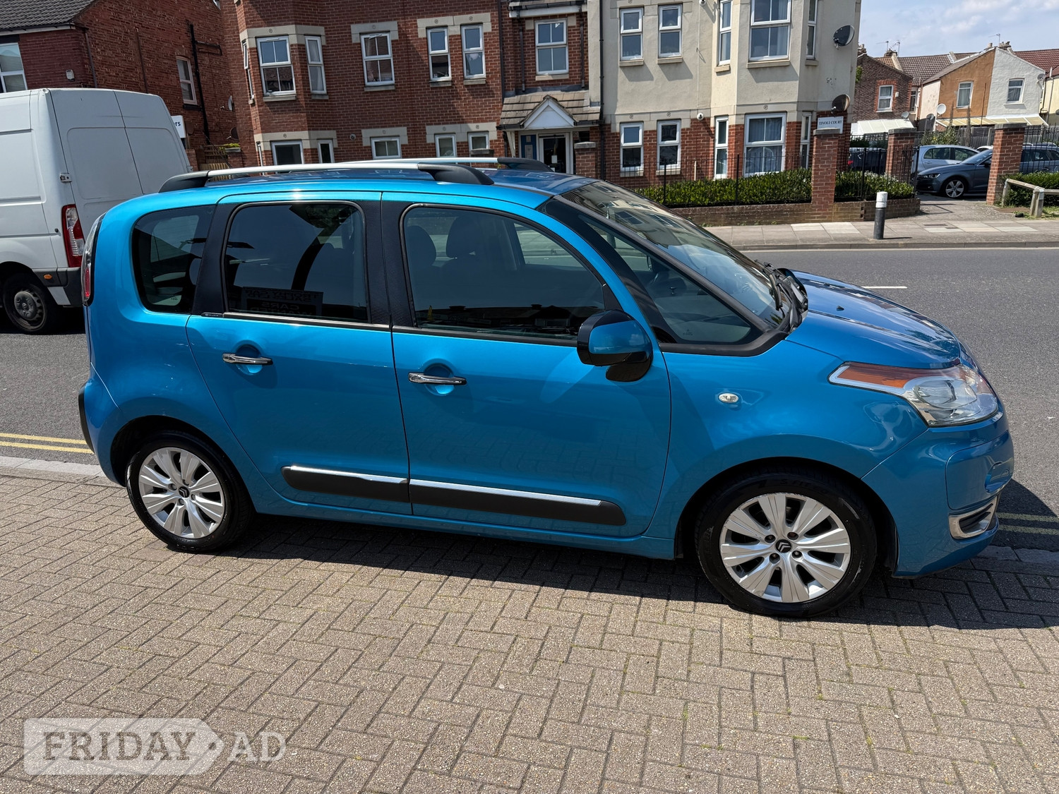 Citroen C3 Picasso 2011 - Cars in Portsmouth