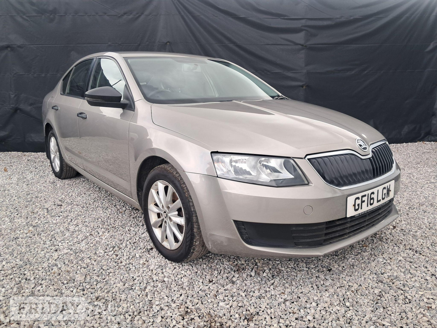 [ berth ]Skoda Octavia
