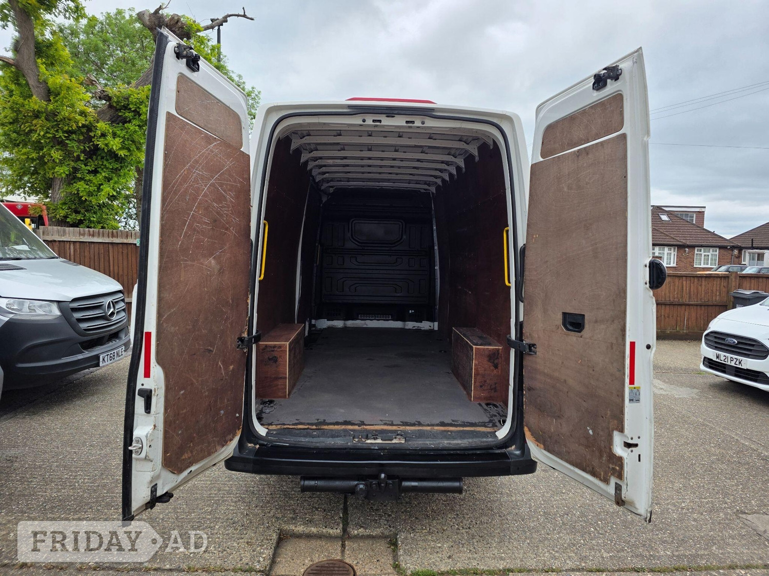 Volkswagen Crafter 2020 - Vans & Commercial Vehicles