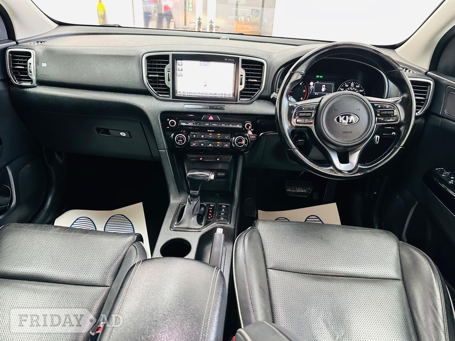 [ berth ]Kia Sportage