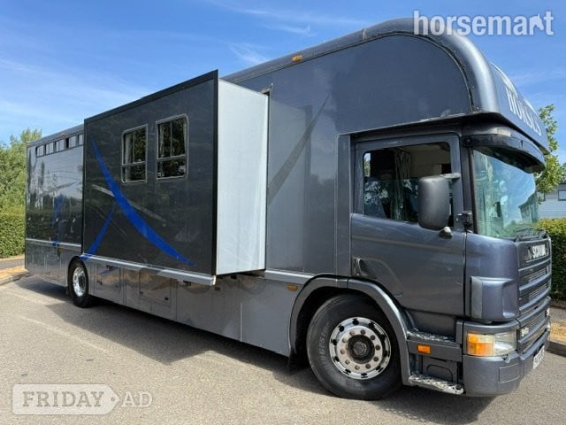 K P  Coach builders Scania 310 18 ton  Horsebox in Banbury
