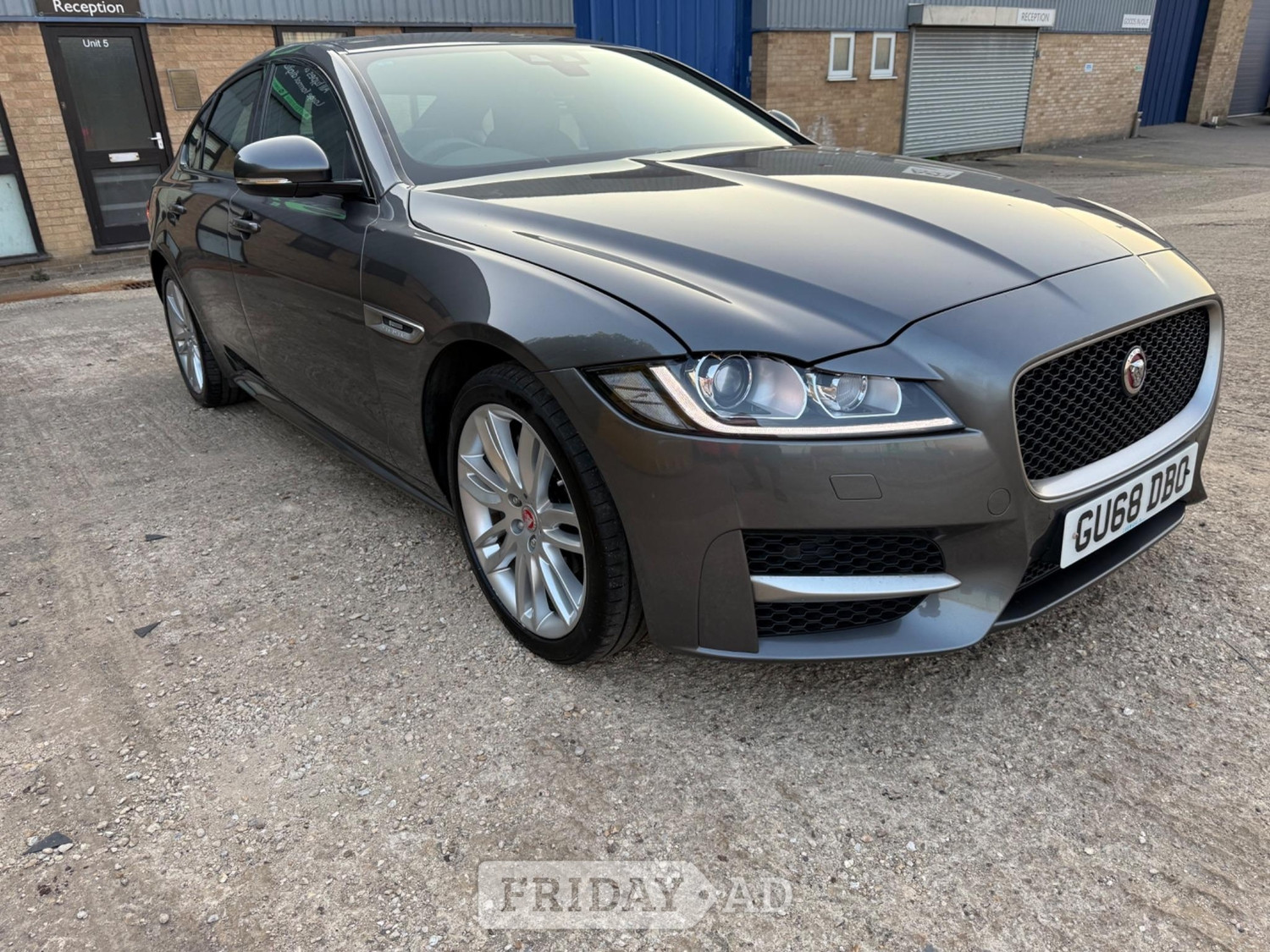 Jaguar XF 2018 - Cars