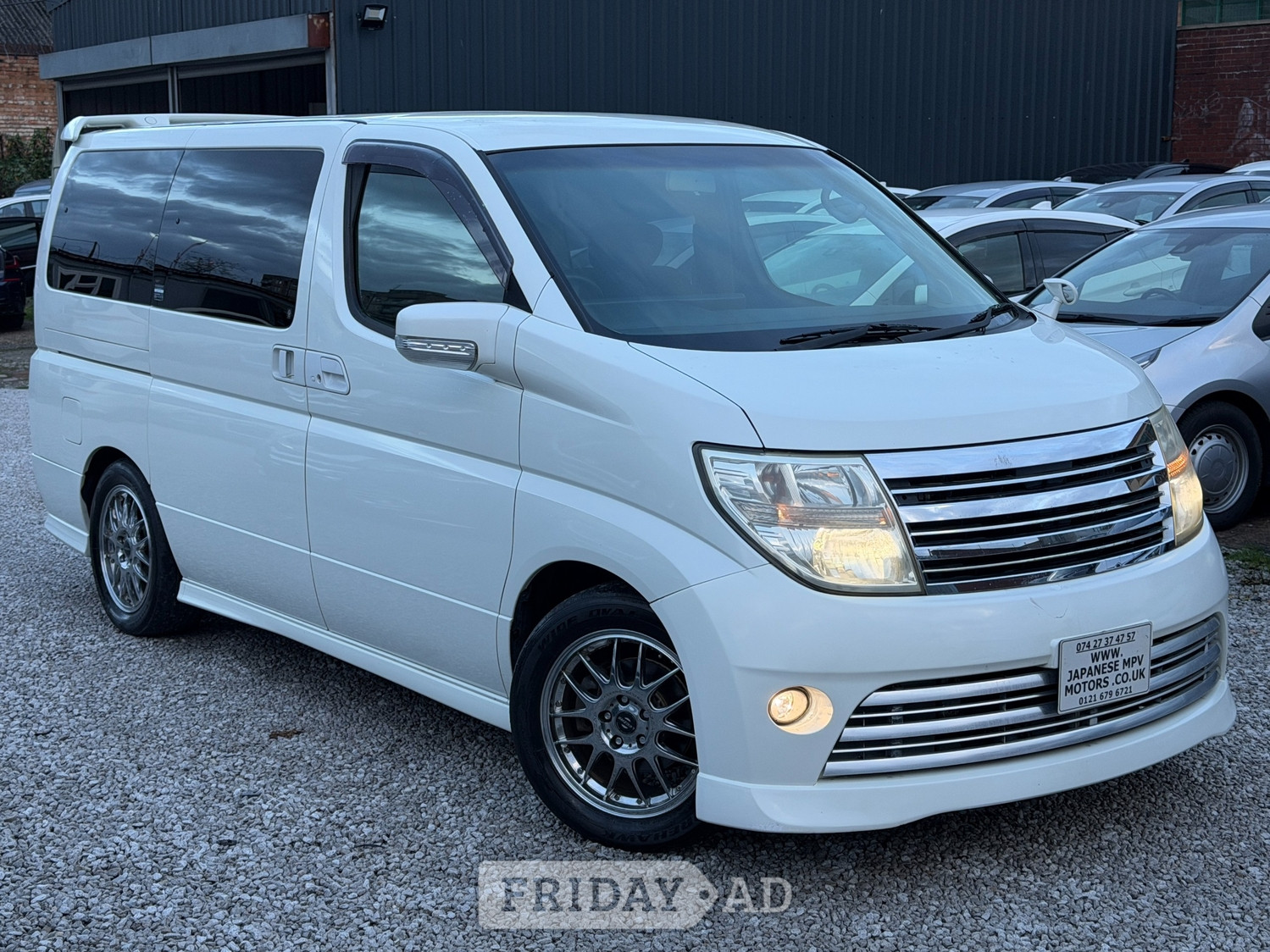 Nissan Elgrand 2007 in Birmingham