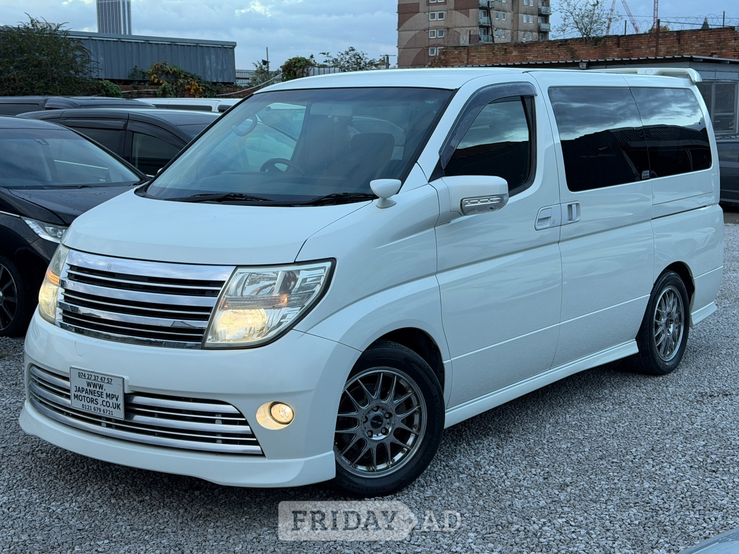 Nissan Elgrand 2007 - Cars