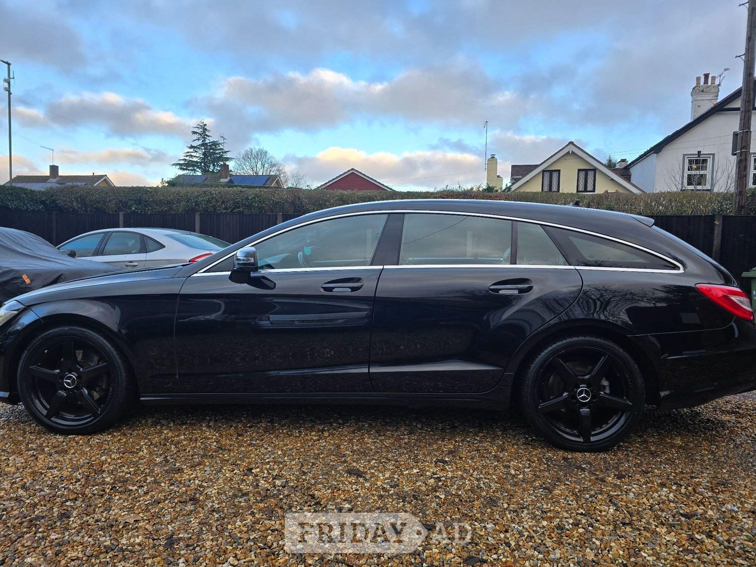 [ berth ]Mercedes-Benz CLS Class